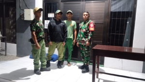 Sinergi Kuat Jaga Keamanan: Babinsa dan Linmas Desa Tukadsumaga Rutin Gelar Siskamling