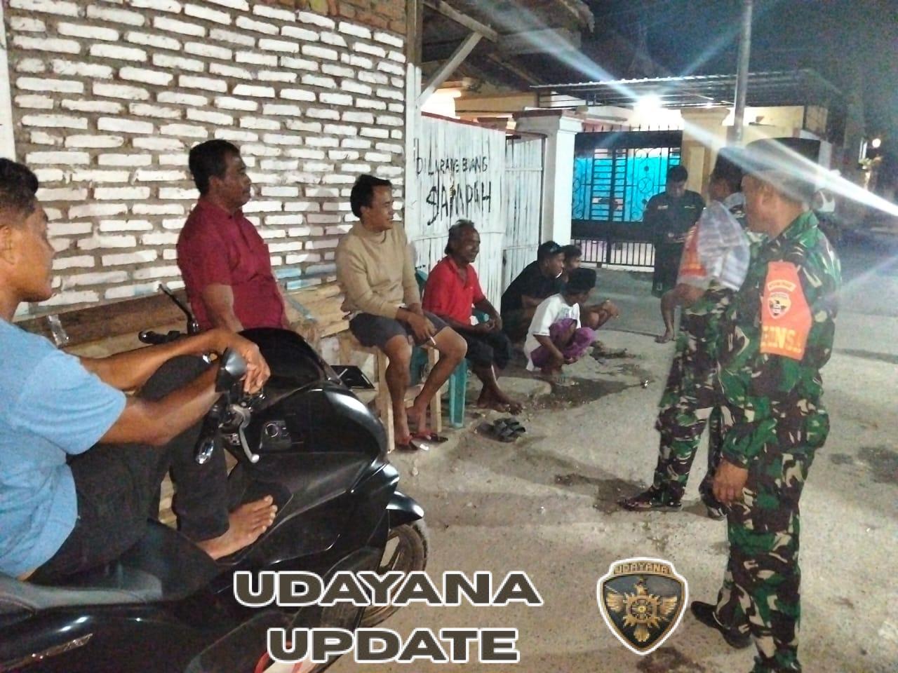 Babinsa Sertu Saifullah Pimpin Patroli Siskamling di Desa Sangia, Kecamatan Sape