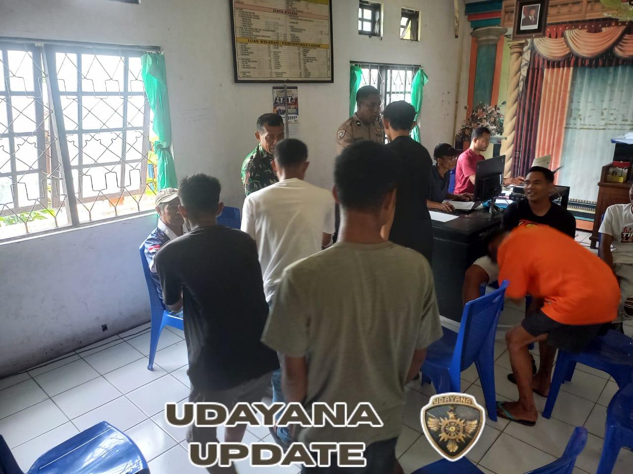 Babinsa Ende Tengah Ajak Warga Paupire Perangi Miras Lewat Komsos