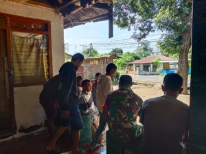 Babinsa Serka Piter Kase Tingkatkan Komsos di Dusun Maranua, Jamokeasa