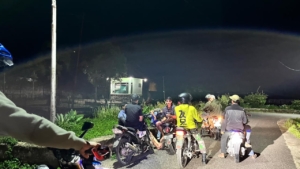 Wujudkan Wilayah Aman, Kodim 1613/Sumba Barat Dorong Siskamling di Pada Eweta