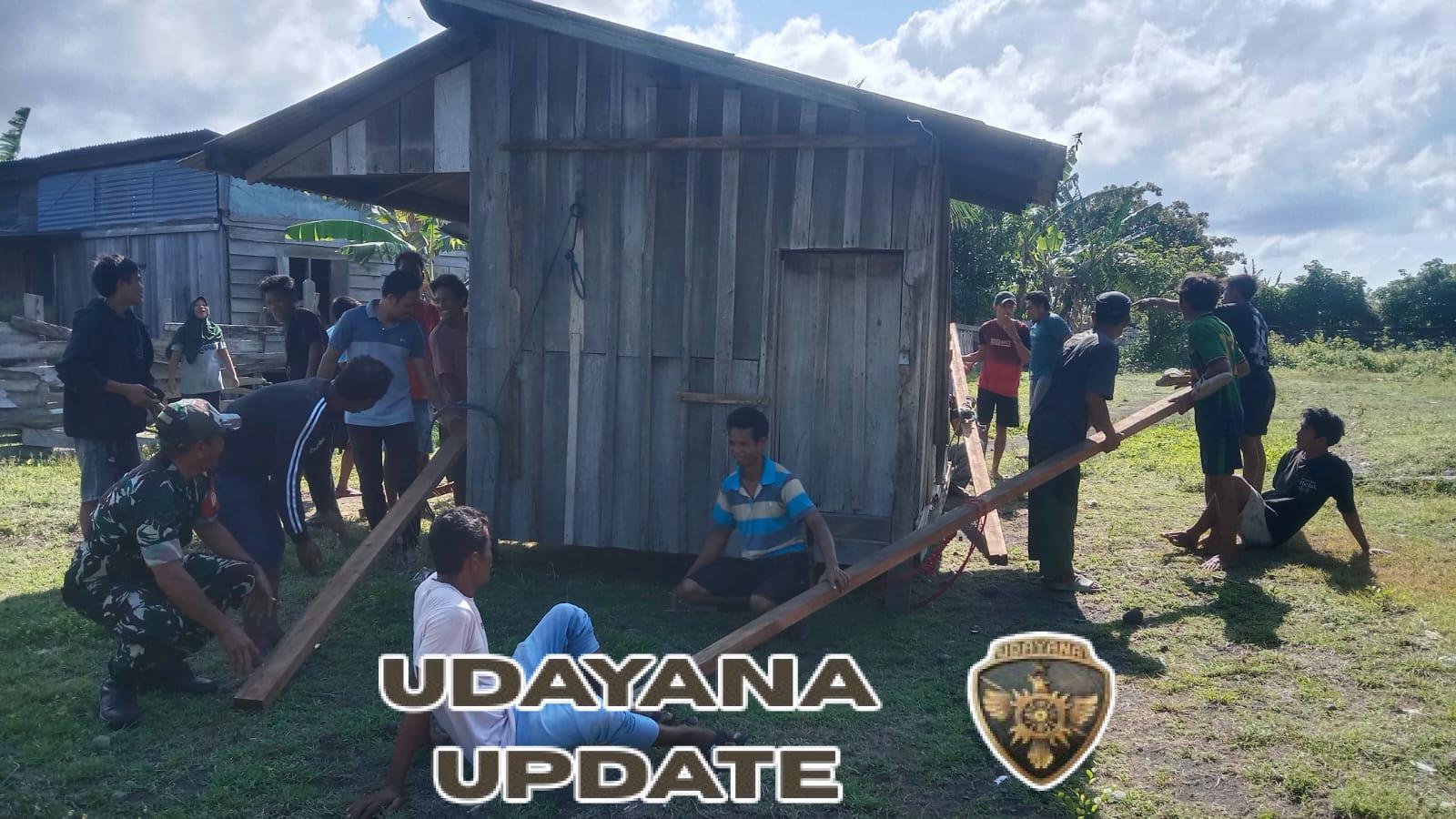 Babinsa Pekat Galakkan Gotong Royong Bersama Warga Soritatanga