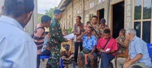 Babinsa Koramil 1621-01/Kota SoE Hadiri Musyawarah Desa OeUe Bahas Prioritas Pembangunan Tahun 2026