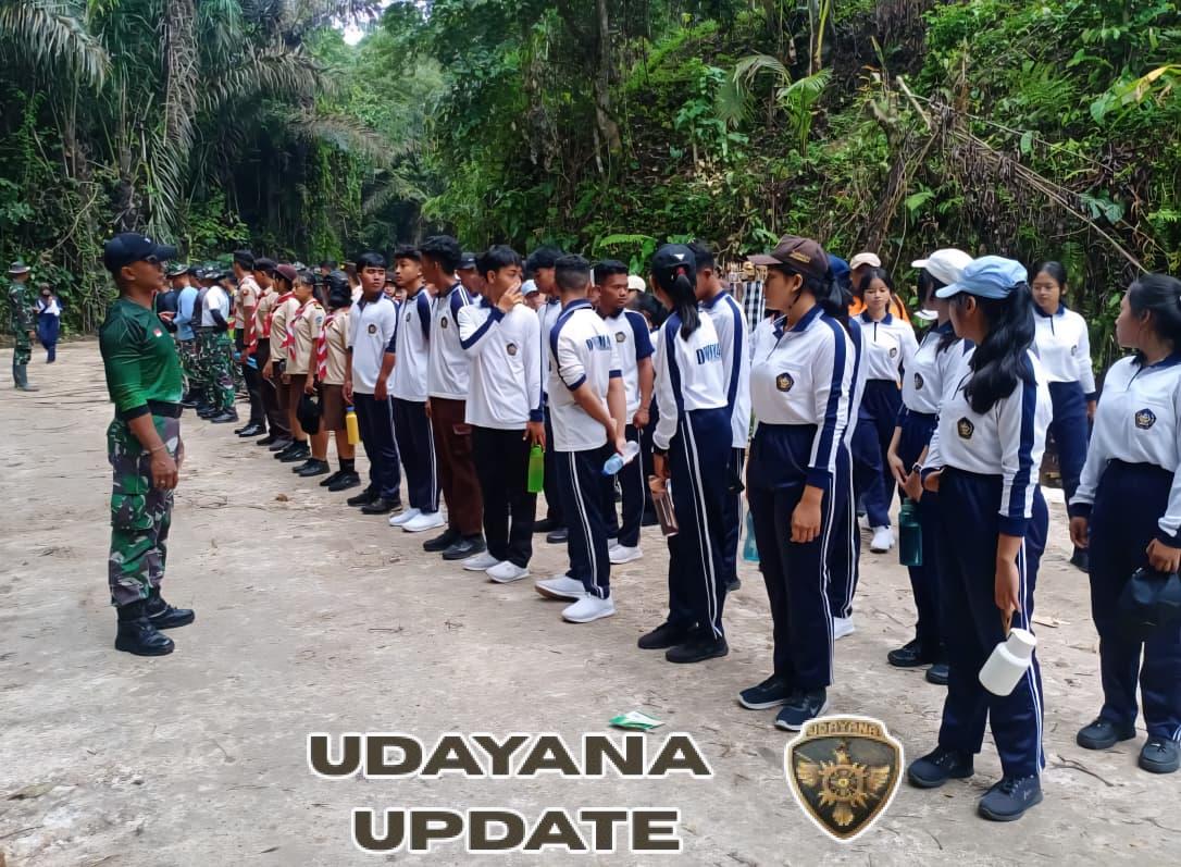 Wujudkan Semangat Gotong Royong Pelajar SMAN 1 dan 2 Abiansemal Bantu TMMD Ke-126 Kodim 1611/Badung