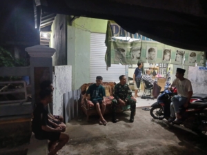 Kopda Abdul Halik Ajak Warga Sekongkang Jaga Keamanan Lingkungan