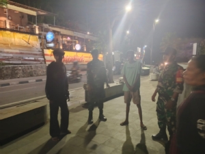 Pengaman Akhir Pekan Labuan Bajo, Koramil Komodo Gelar Patroli Monitor Strategis, Jamin Stabilitas Kota Wisata