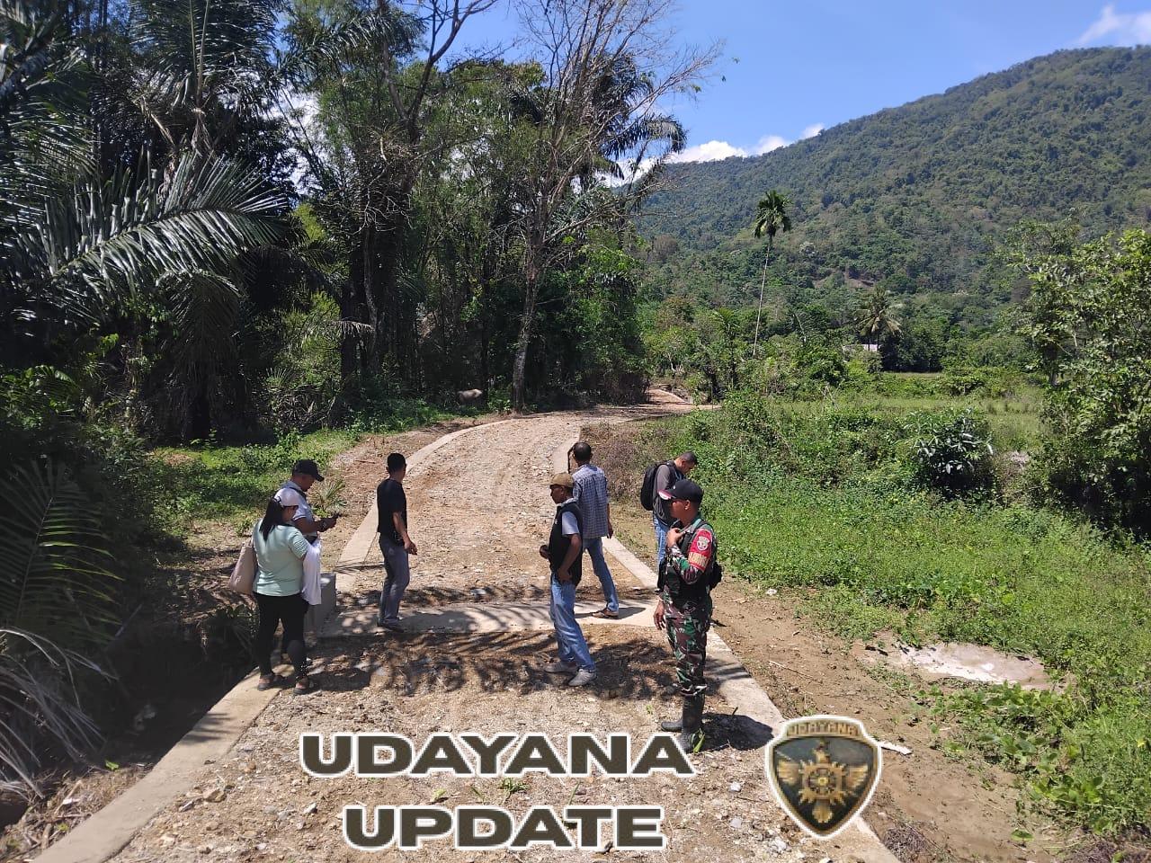 Akses Panen Terjamin: Babinsa Komodo Kawal Pembangunan Jalan Tani 93 Meter di Desa Golo Ketak