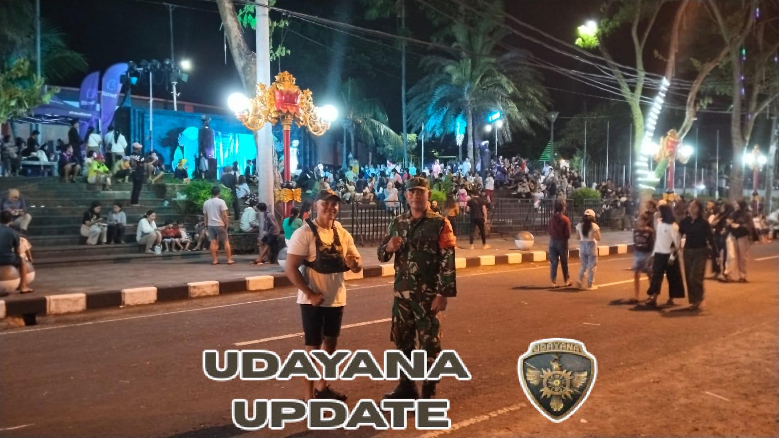 Babinsa Kelurahan Padangkerta bersama Pecalang, Dishub dan Satpol PP amankan kegiatan Karangasem akhir pekan.