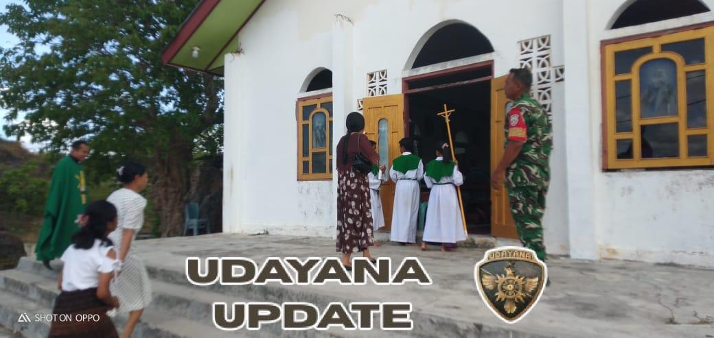 Babinsa Koramil 1627-02/Pantai Baru Amankan Ibadah Misa di Gereja Katolik St. Petrus Olafulihaa