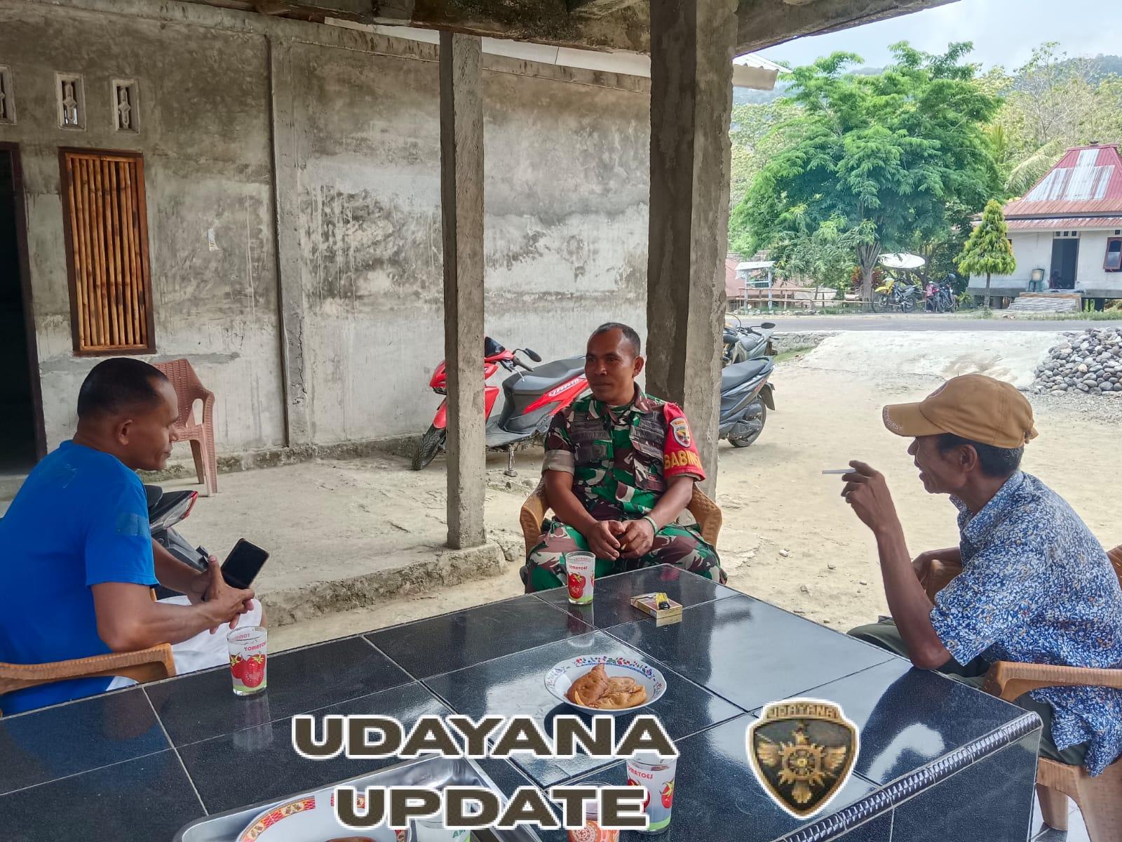 Babinsa Detusoko Intensifkan Komsos dan Monitoring di Desa Welamosa