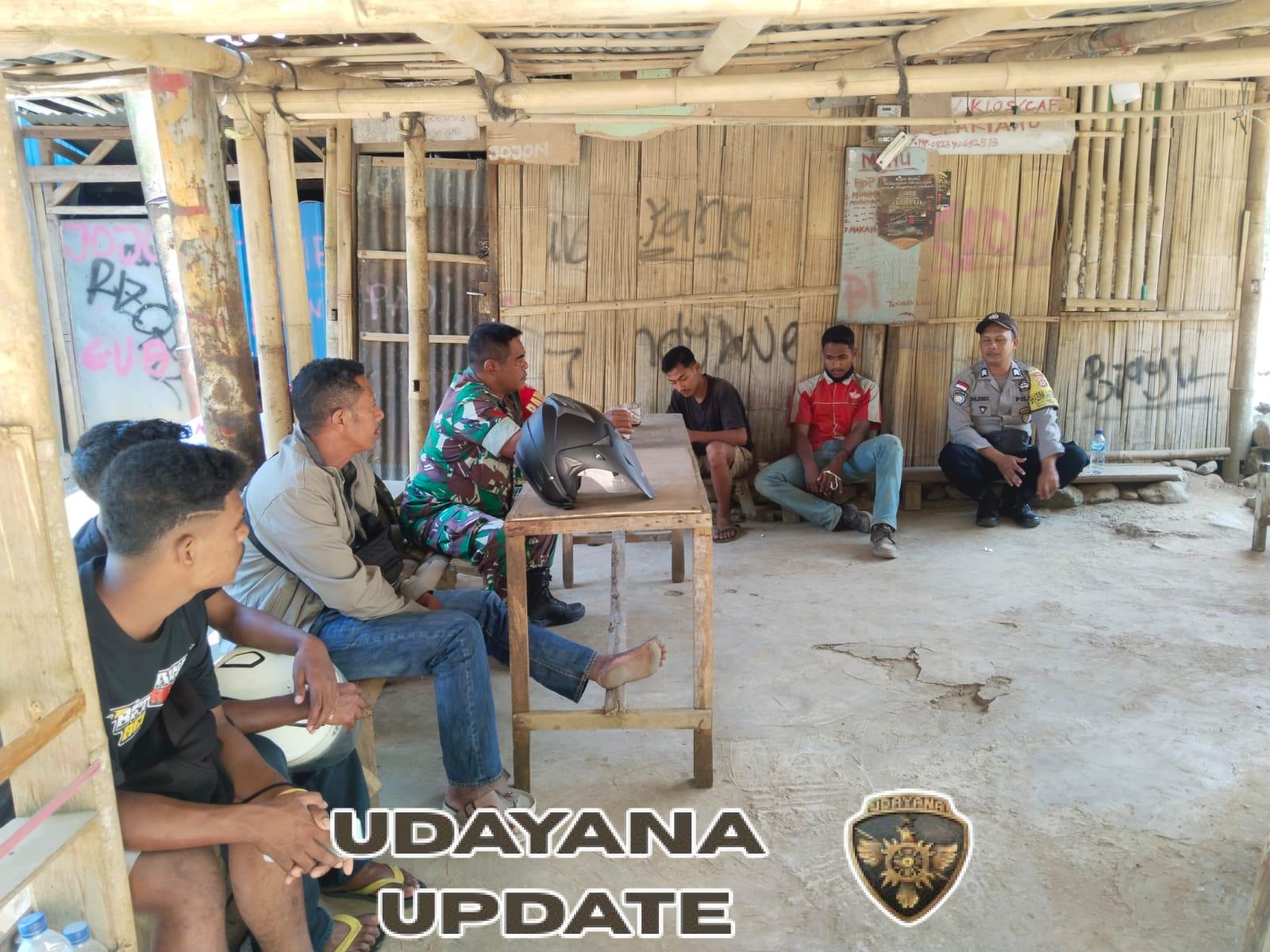 Babinsa Koramil 1602-03/Detusoko Perkuat Keamanan dan Ketertiban di Desa Ndenggarongge