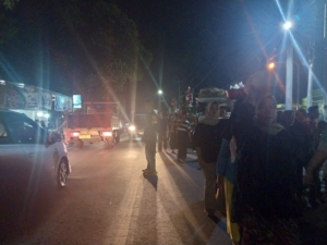 Suasana Meriah Khitanan di Bagik Polak Barat Dikawal Babinsa