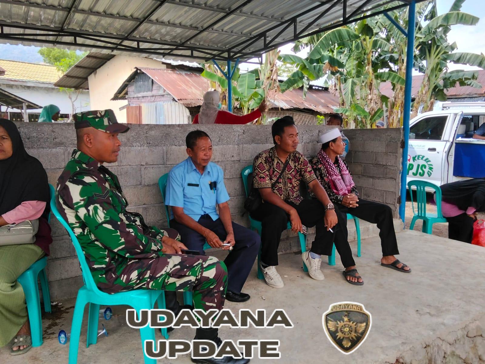 Sertu Idris Dekatkan TNI dengan Rakyat Lewat Komsos di Desa Tembalae