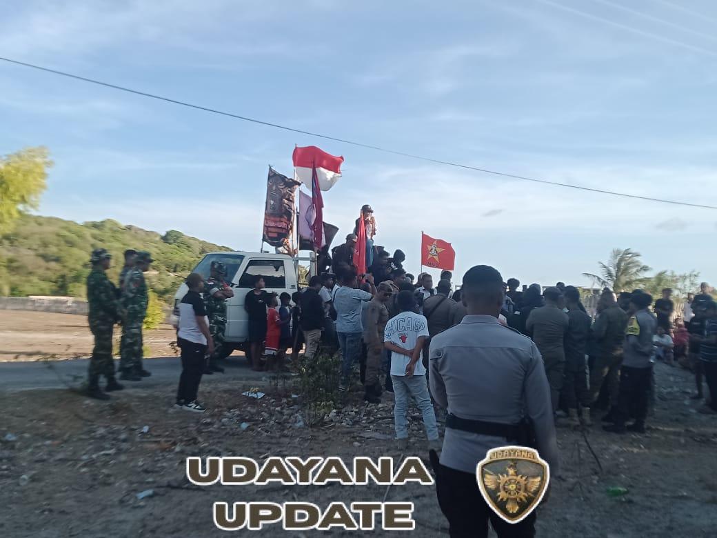 Babinsa Koramil 1627-03/Batutua Dampingi Bupati Rote Ndao Tatap Muka dengan Gerakan Masyarakat Pesisir di Desa Bo’a