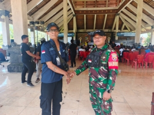 Dukung Komunikasi dan Keamanan Wilayah, Danramil Marga Hadiri Perayaan HUT Komunitas POC