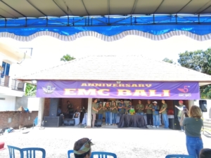 Dalam rangka 5 th Anniversary Equus Motor Club (EMC) Dandim 1623/Karangasem ikut touring dan Baksos