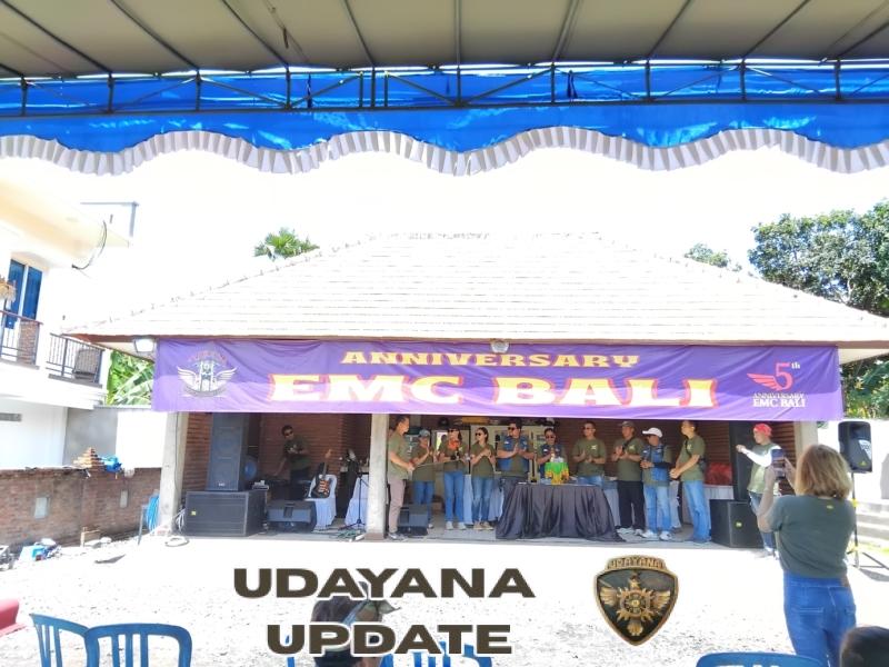 Dalam rangka 5 th Anniversary Equus Motor Club (EMC) Dandim 1623/Karangasem ikut touring dan Baksos