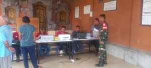 Babinsa Tamanbali Laksanakan Pemantauan dan Pengamanan Pembayaran PBB di Dusun Umanyar
