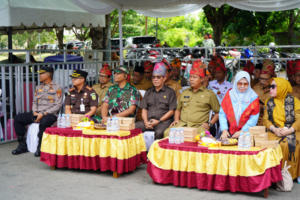 Dandim 1628/Sumbawa Barat Hadiri Pembukaan Karnaval HUT KSB ke-22 Tahun 2025