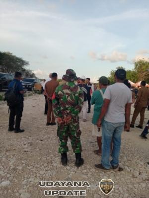 Babinsa Koramil 1627-02/Pantai Baru Kawal Kunjungan Kerja Irjen KKP RI di Lokasi K-SIGN Rote Ndao