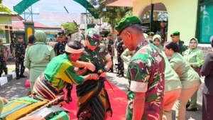 Kunjungan Pangdam IX/Udayana Disambut Meriah Tarian Adat Sumba Barat