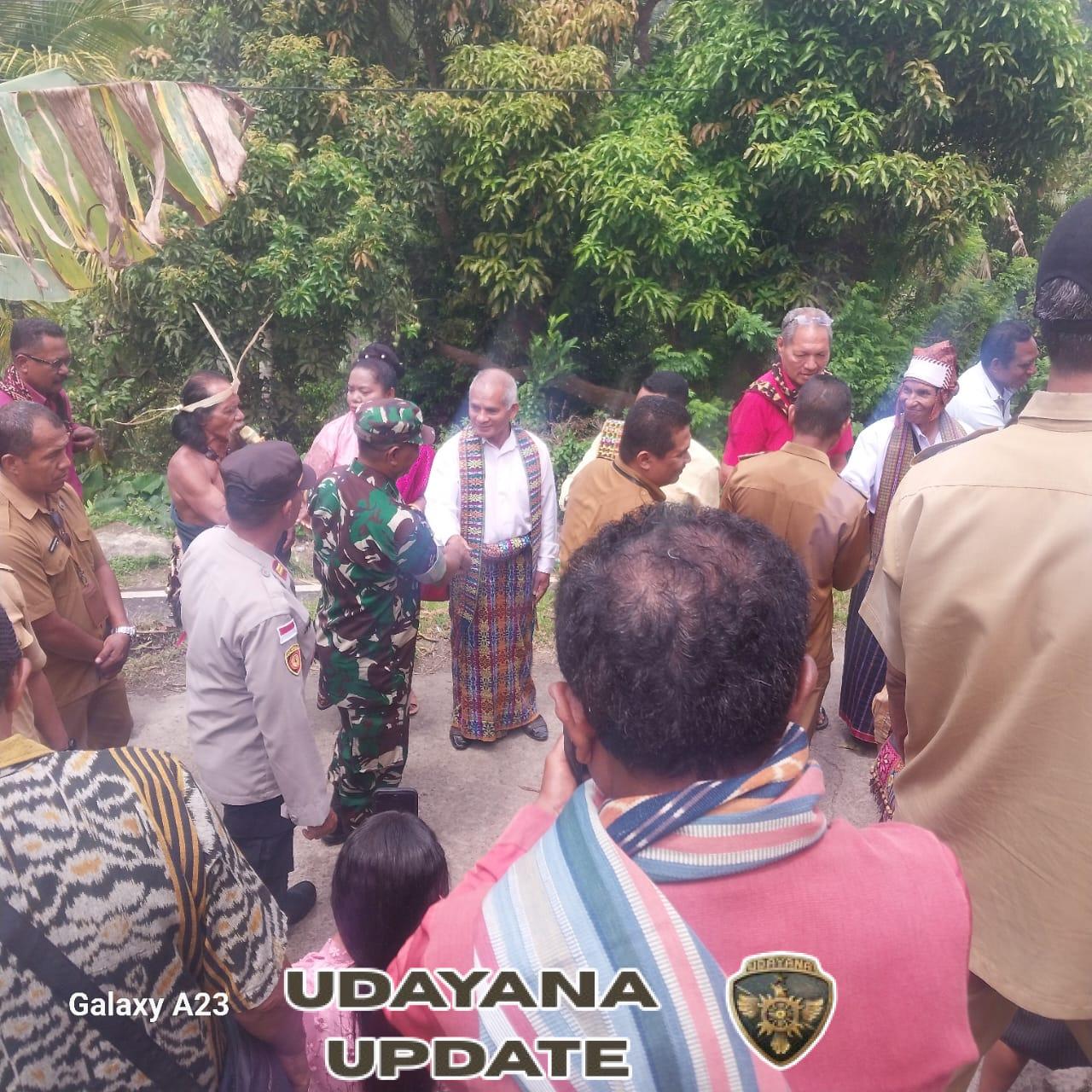 Danramil 1603-04/Kewapante Dampingi Babinsa Hadiri Peresmian SMPN 51 St. Rafael Hewerbura