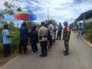 Babinsa Ba’a Dampingi Penyelesaian Sengketa Tanah di Desa Lidabesi, Rote Tengah