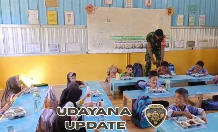 Babinsa Desa Tepas Dampingi Program Makan Bergizi Gratis di SDN 2 Tepas