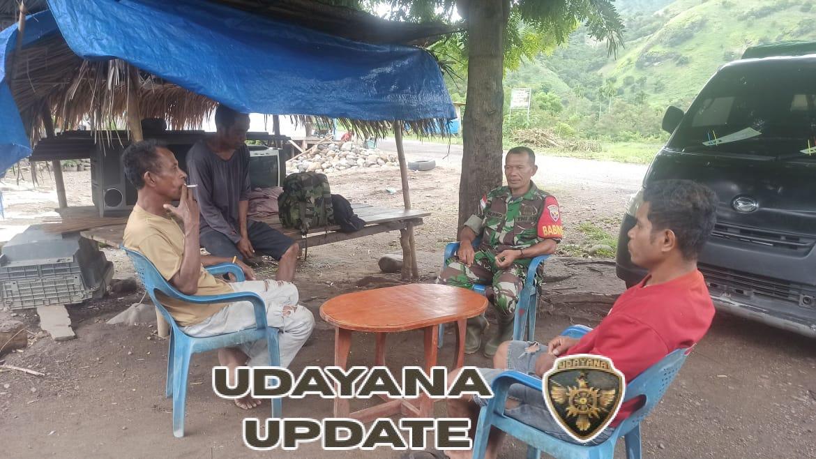 Wujudkan Kamtibmas, Babinsa Kodim 1602/Ende Lakukan Monitoring di Desa Nida