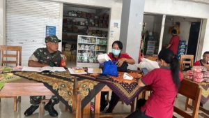 Babinsa Temesi Dukung Posyandu Balita untuk Cegah Stunting