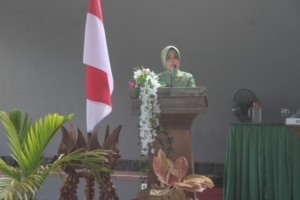 Persit KCK Cabang XXVII Kodim Bima Fasilitasi Seminar Kesehatan dan Pertemuan GOW Kabupaten Bima