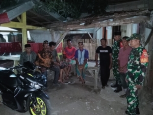 Siskamling di Kelurahan Kumbe Digenjot, Warga Diajak Jaga Keamanan Bersama