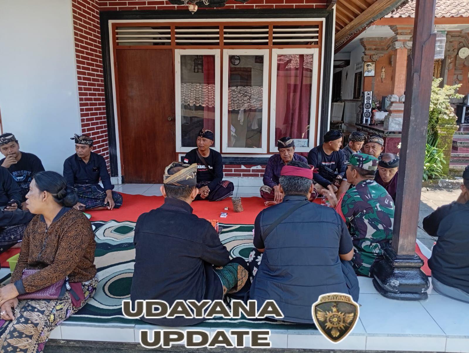 Babinsa Desa Kayubihi Melayat ke Rumah Duka, Wujud Empati dan Kepedulian terhadap Warga Binaan