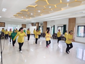 Persit Kodim Klungkung Gelar Senam Bersama Dan Posbindu