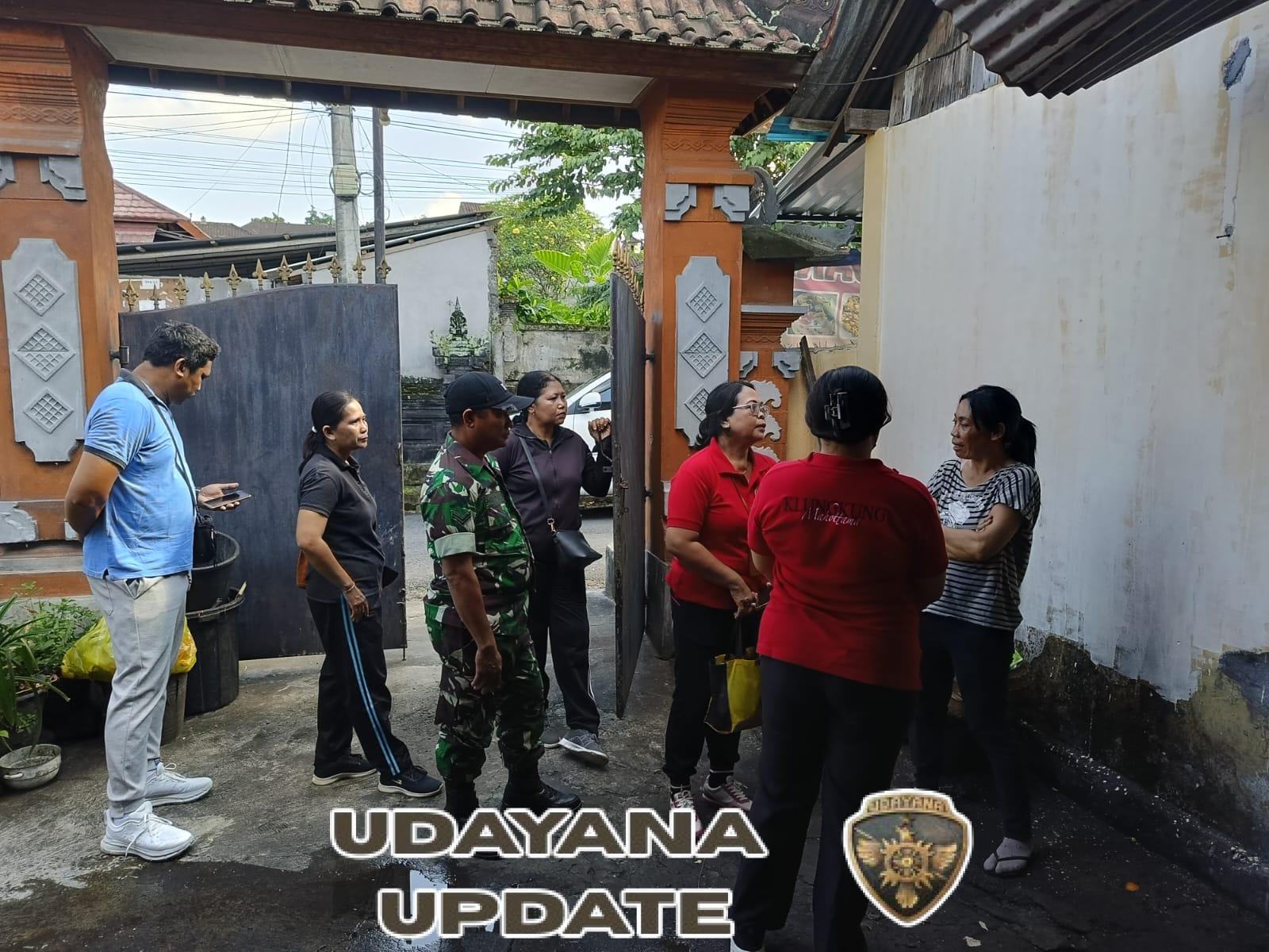 Gercep Terima Aduan Warga, Babinsa Semarapura Kelod Dampingi Nakes Dan Staf Kelurahanan Turun Ke Lokasi