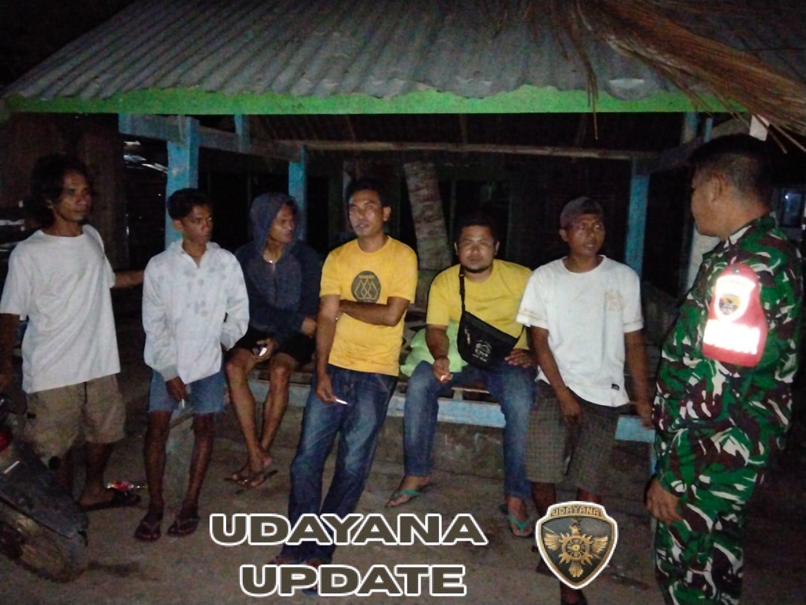 Babinsa Desa Lepadi Gelar Patroli Malam, Warga Diharapkan Waspada