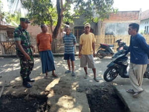 Melalui Komsos, Babinsa Tembalae Tingkatkan Kerjasama Masyarakat dan TNI