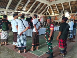 Babinsa Bedulu Hadir di Tengah Masyarakat Dukung Kreativitas Generasi Muda