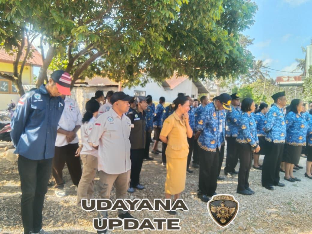 Kapten Inf Gunawan Budi H, Selaku Danramil 01 Kota So’e Jadi Irup Di Apel Kesadaran Antar Kecamatan