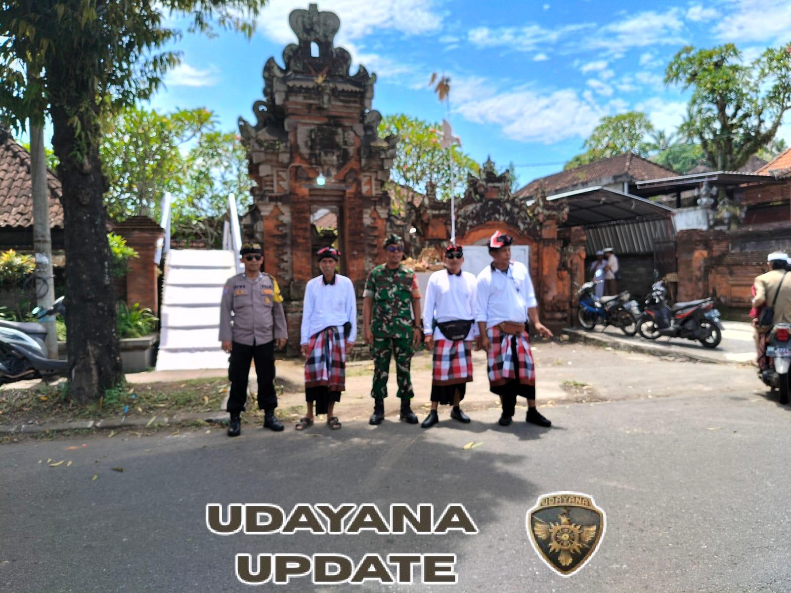 Babinsa Sidan Kawal Kelancaran Upacara Adat Pitra Yadnya