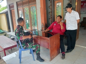 Babinsa Sakti Gelar Komsos Bersama Aparat Desa