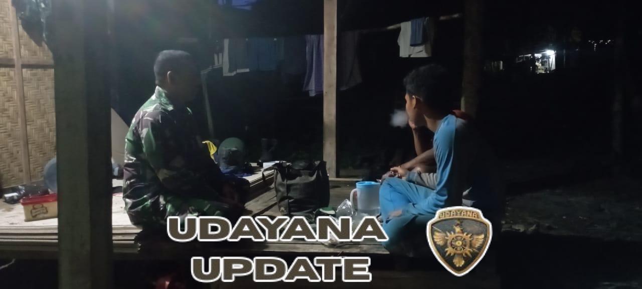 Babinsa Koramil 1628-02/Sekongkang Gelar Patroli Malam, Imbau Warga Jaga Keamanan Lingkungan