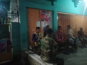 Babinsa Koramil 1628-05/Jereweh Laksanakan Patroli Malam Jaga Keamanan Wilayah