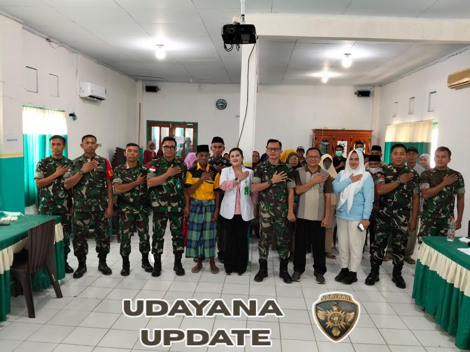 Pendampingan Pemeriksaan Screening Mata di Kecamatan Sape oleh Anggota Koramil 1608-03