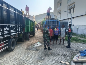 Patroli Babinsa Koramil 1630-01/Komodo Wujudkan Keamanan dan Ketertiban di Wilayah Labuan Bajo
