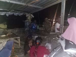 Babinsa Koramil 1628-04/Poto Tano Laksanakan Patroli Malam Jaga Kondusivitas Wilayah