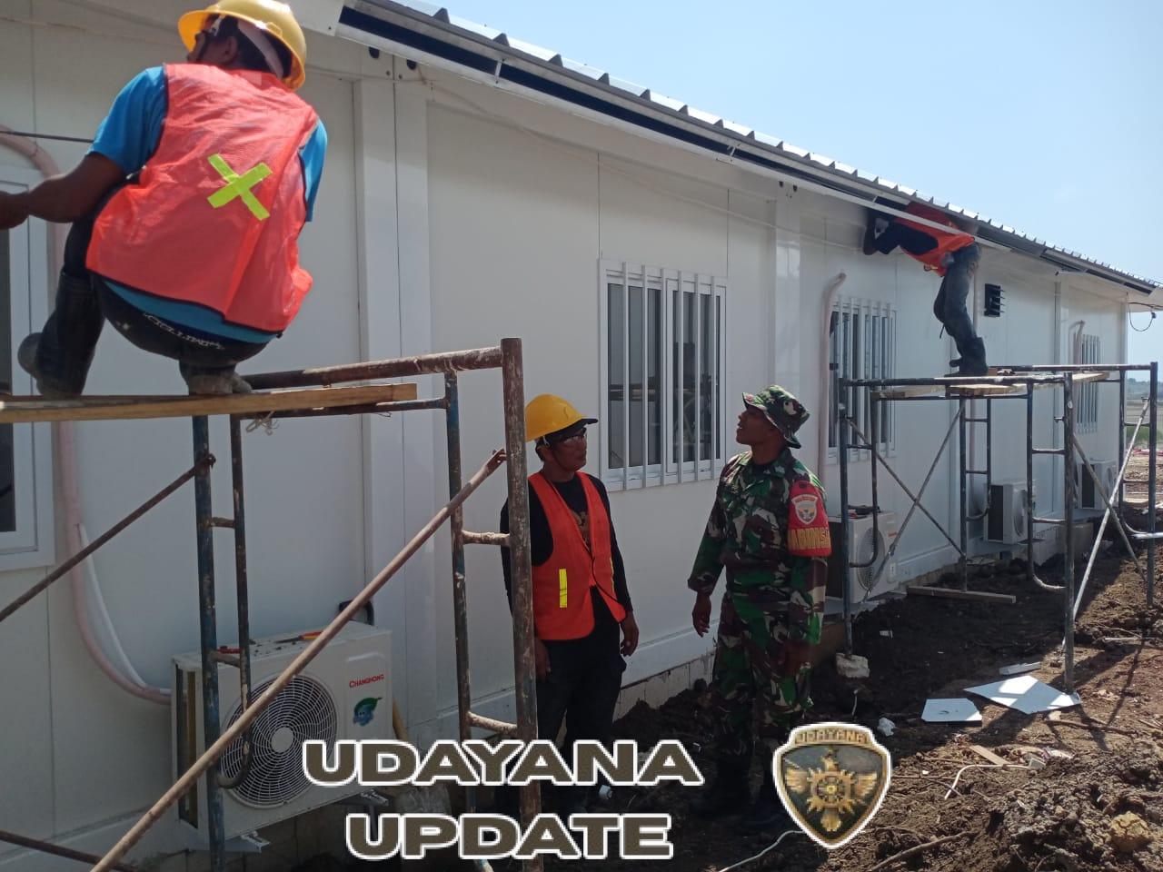 Babinsa dan Aparat Gabungan Amankan Pekerjaan Pembangunan Kawasan Sentra Industri Garam Nasional di Rote Ndao