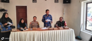 Babinsa Kelurahan Dalam Hadiri Musyawarah Kelurahan Bahas Penamaan Jalan Lingkungan