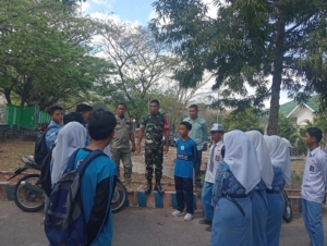 Serda Adi Putra Beri Motivasi dan Himbauan Disiplin bagi Pelajar di Desa Sawe