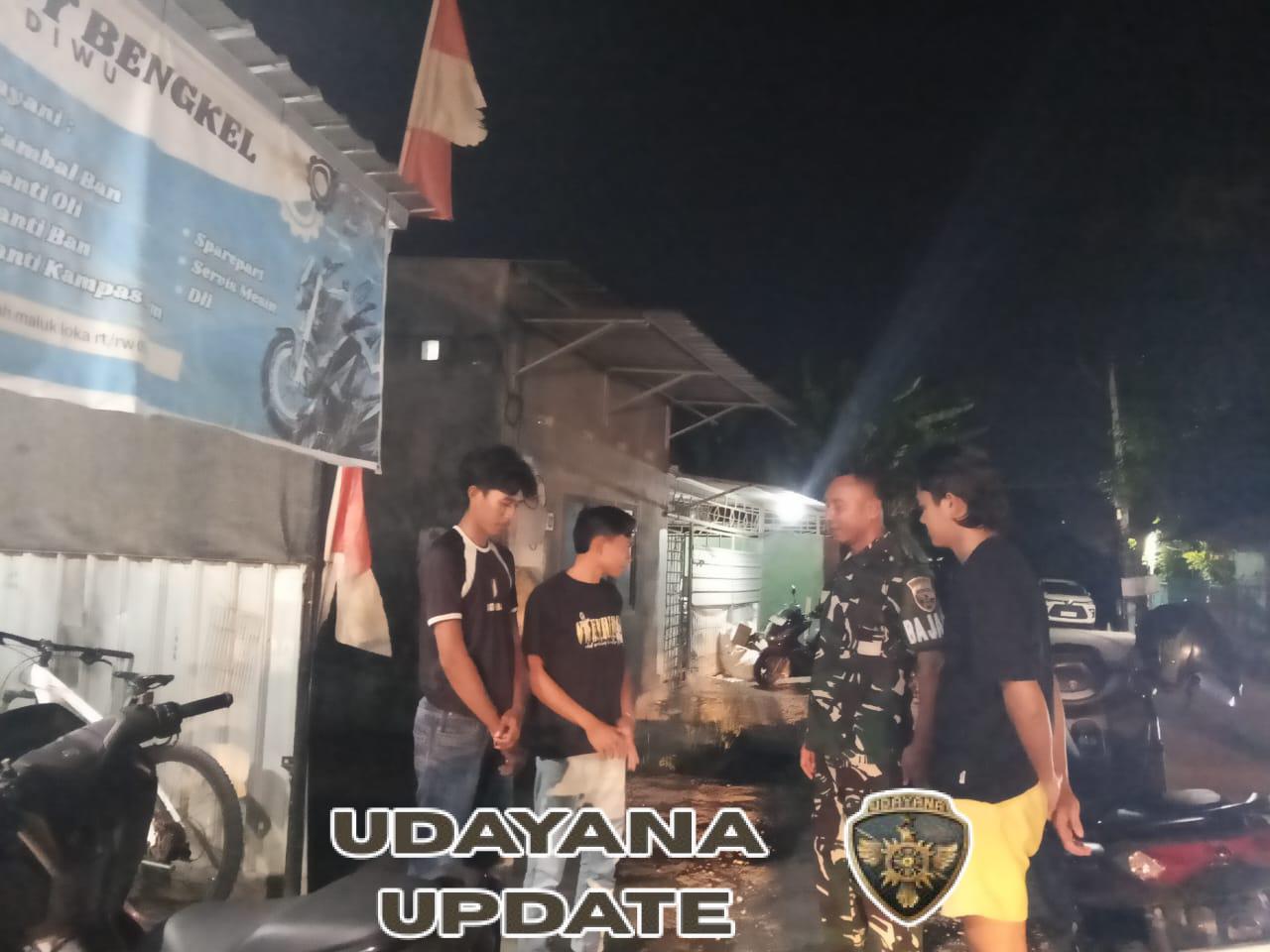 Kehadiran Babinsa di Tengah Warga, Cerminan TNI Selalu Ada untuk Rakyat